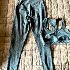 Peloton x Beyond Yoga spacedye set, size M